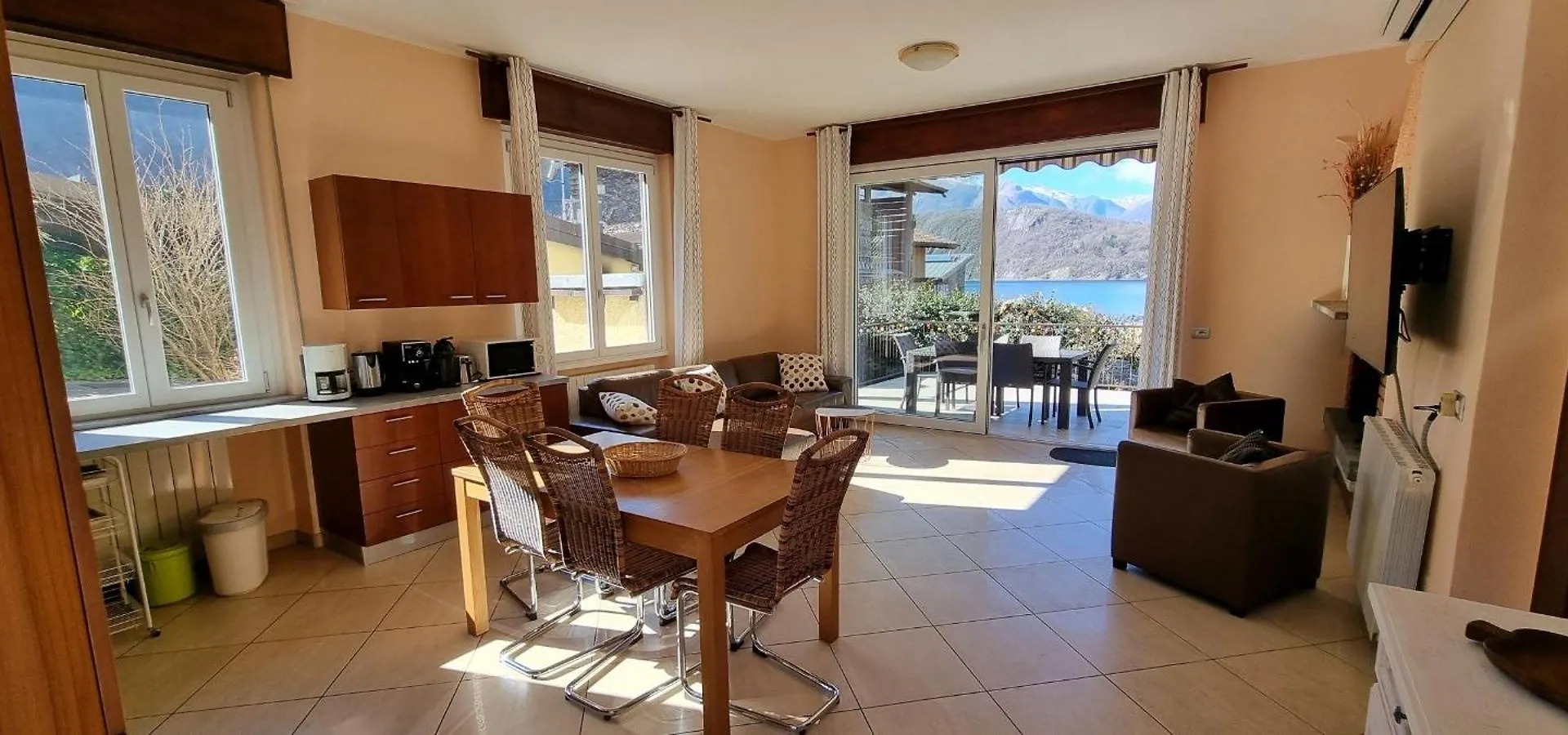 Villa Casa Favorita à Colico Hébergement de vacances