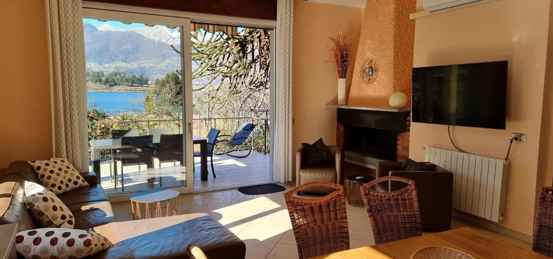 Casa Favorita Villa Colico Italien